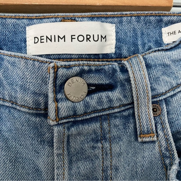 Aritzia Denim Forum Arlo Highrise Slim Jeans - Picture 4 of 8